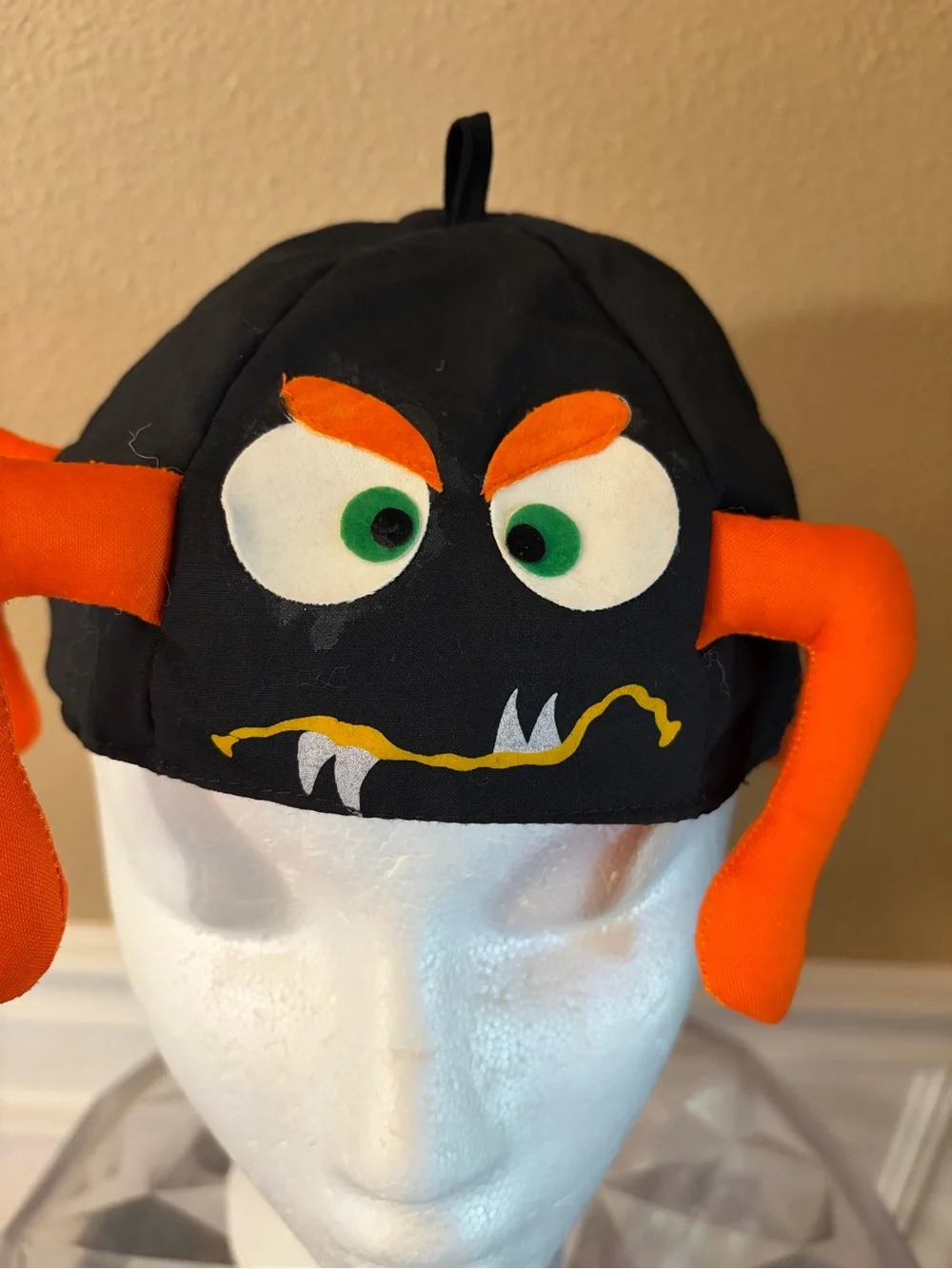 Russ Vintage Spider Halloween Beanie Hat CUTE!